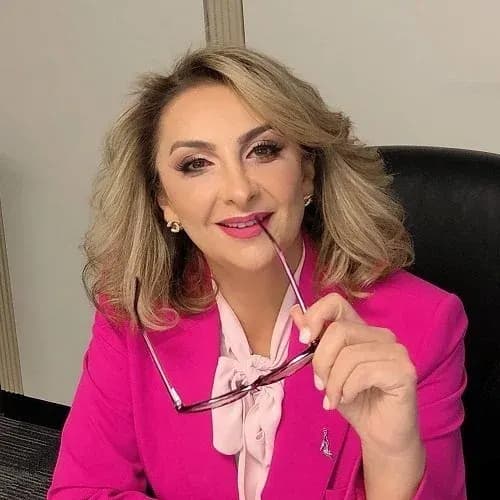 Alaleh Kamran | آلاله کامران Alaleh Kamran